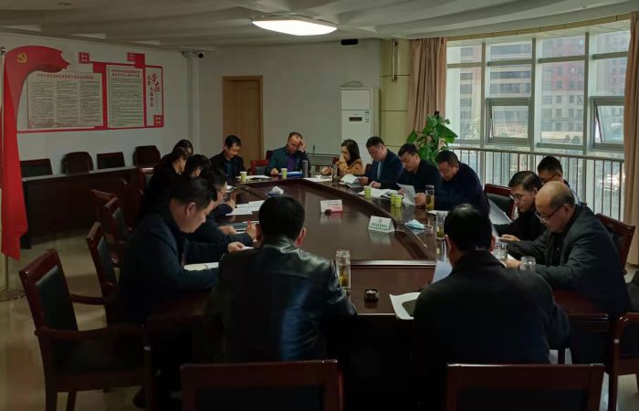 裕安区教体局召开教育教学管理工作座谈会