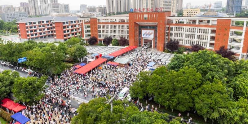青春答卷